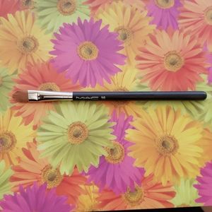 Mac 195 Concealer brush